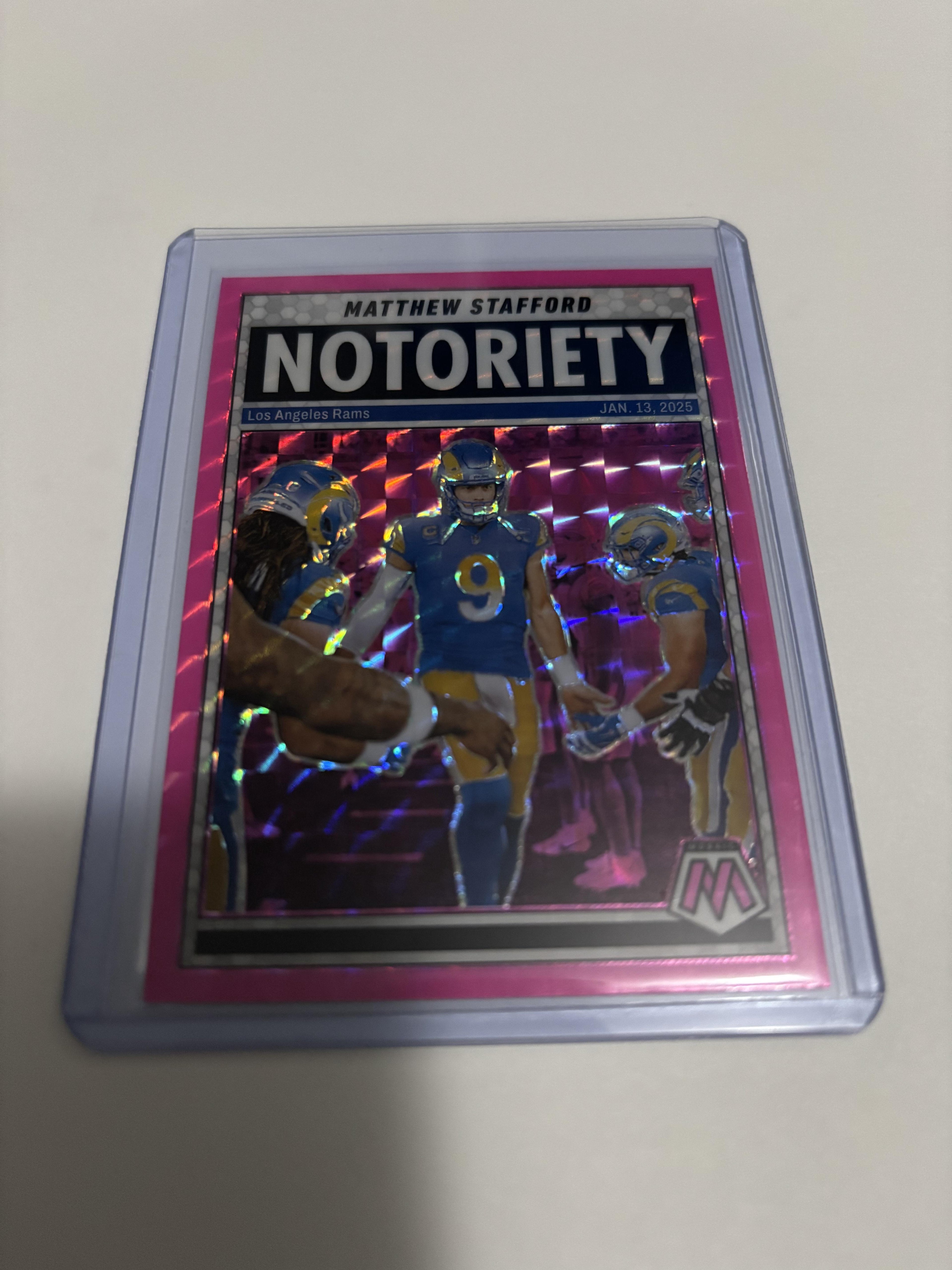 2025 Panini Mosaic Matthew Stafford #7 Notoriety Pink Prizm Rams Insert