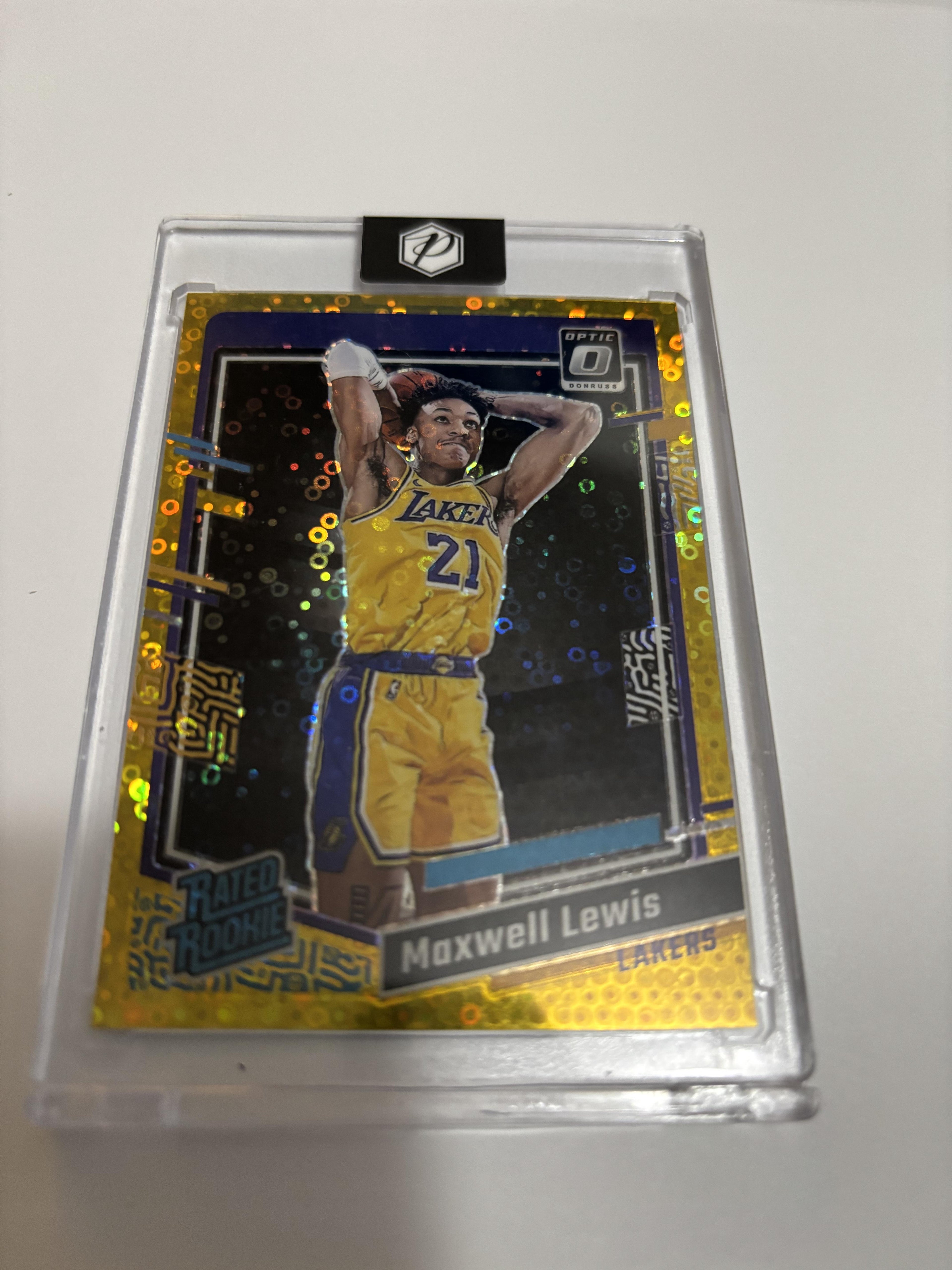 2023-24 Panini Donruss Optic Maxwell Lewis Gold Prizm RC /10 #211 Lakers Rookie