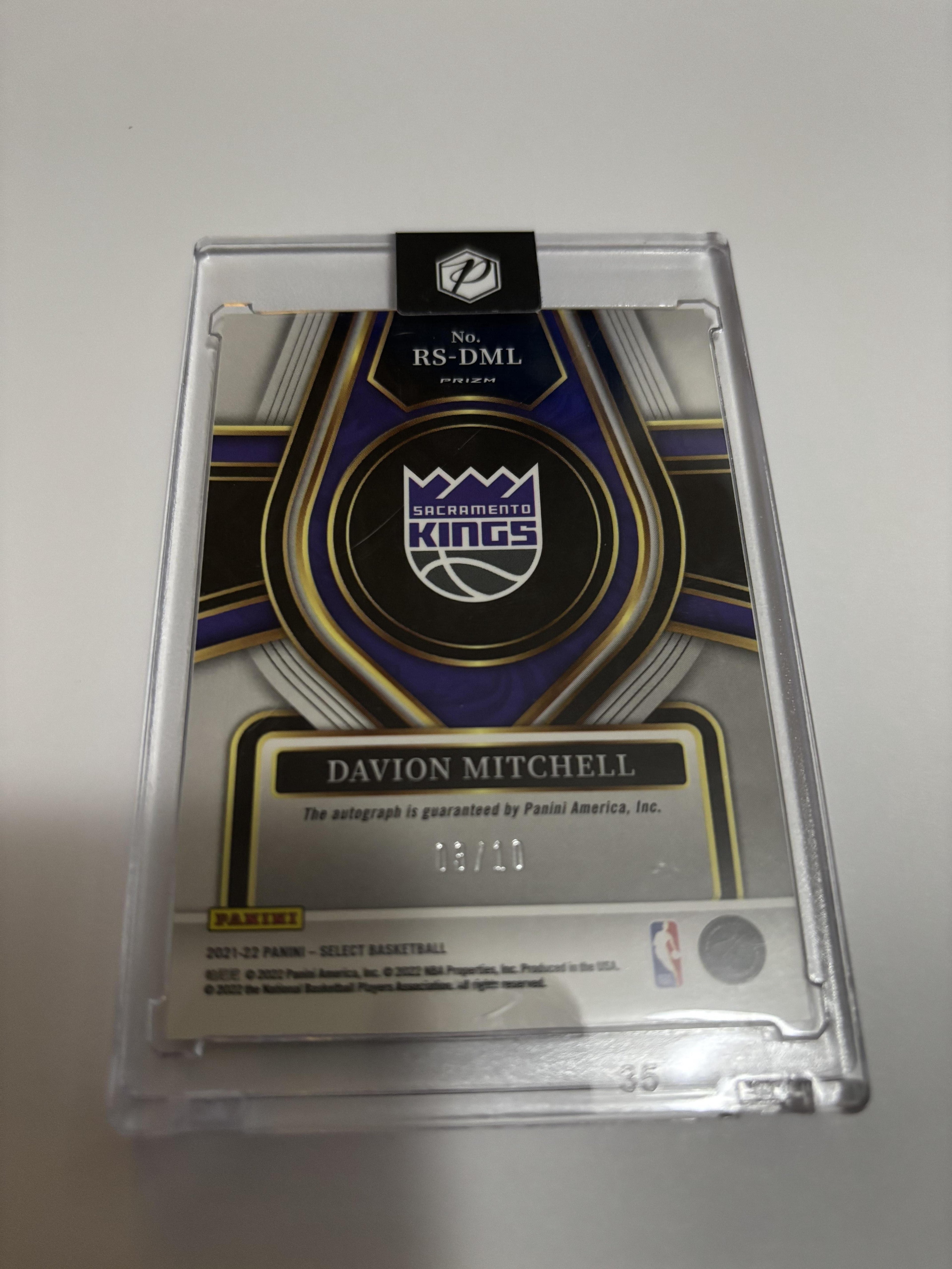 2021-22 Panini Select Davion Mitchell Rookie Signatures Gold Prizm Auto /10 RC