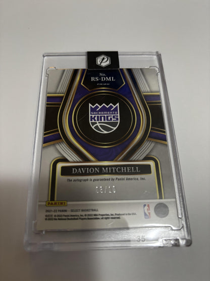 2021-22 Panini Select Davion Mitchell Rookie Signatures Gold Prizm Auto /10 RC