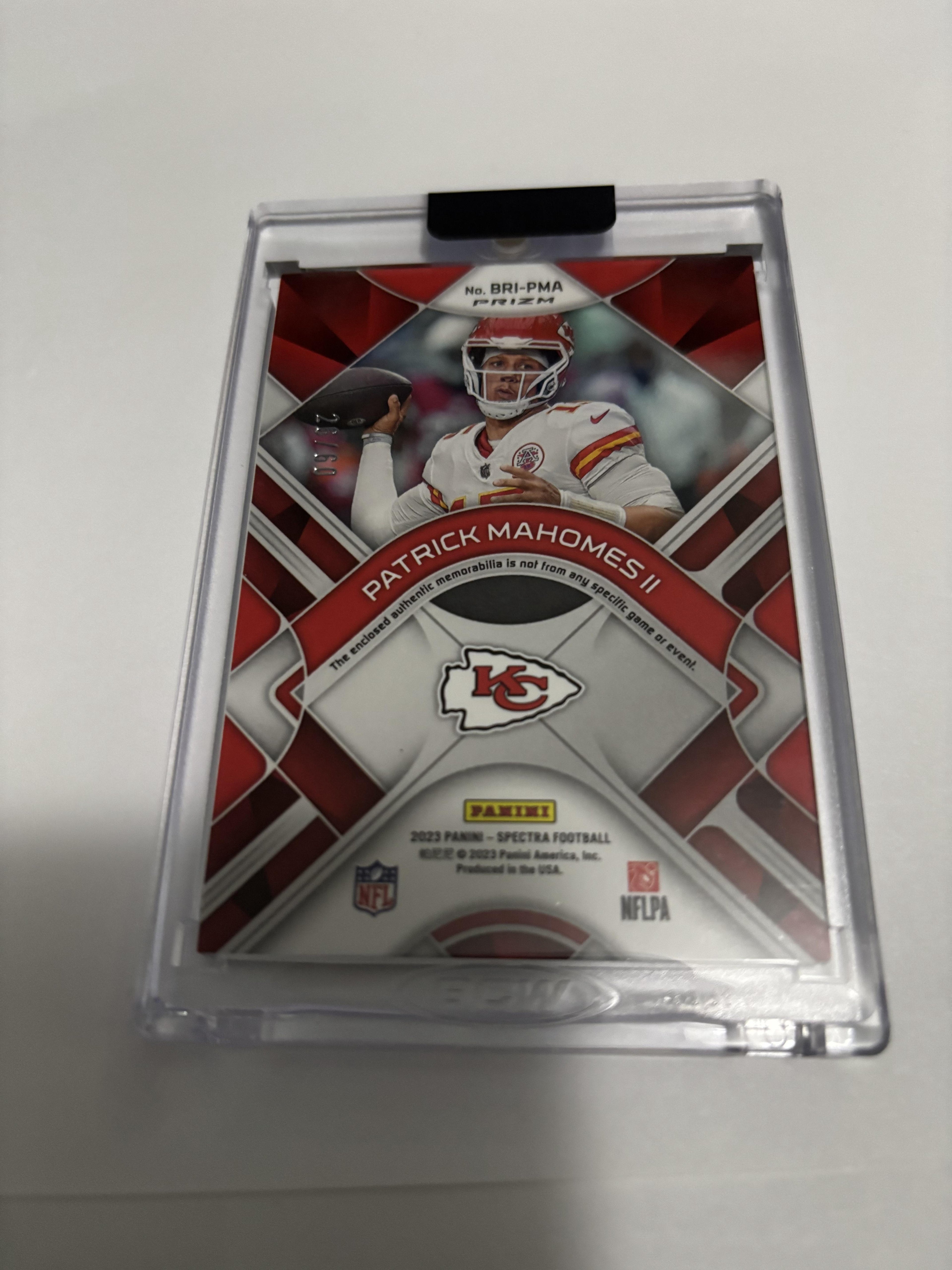 2023 Panini Spectra Brilliance PATRICK MAHOMES II Game Used Patch Red /60 Chiefs