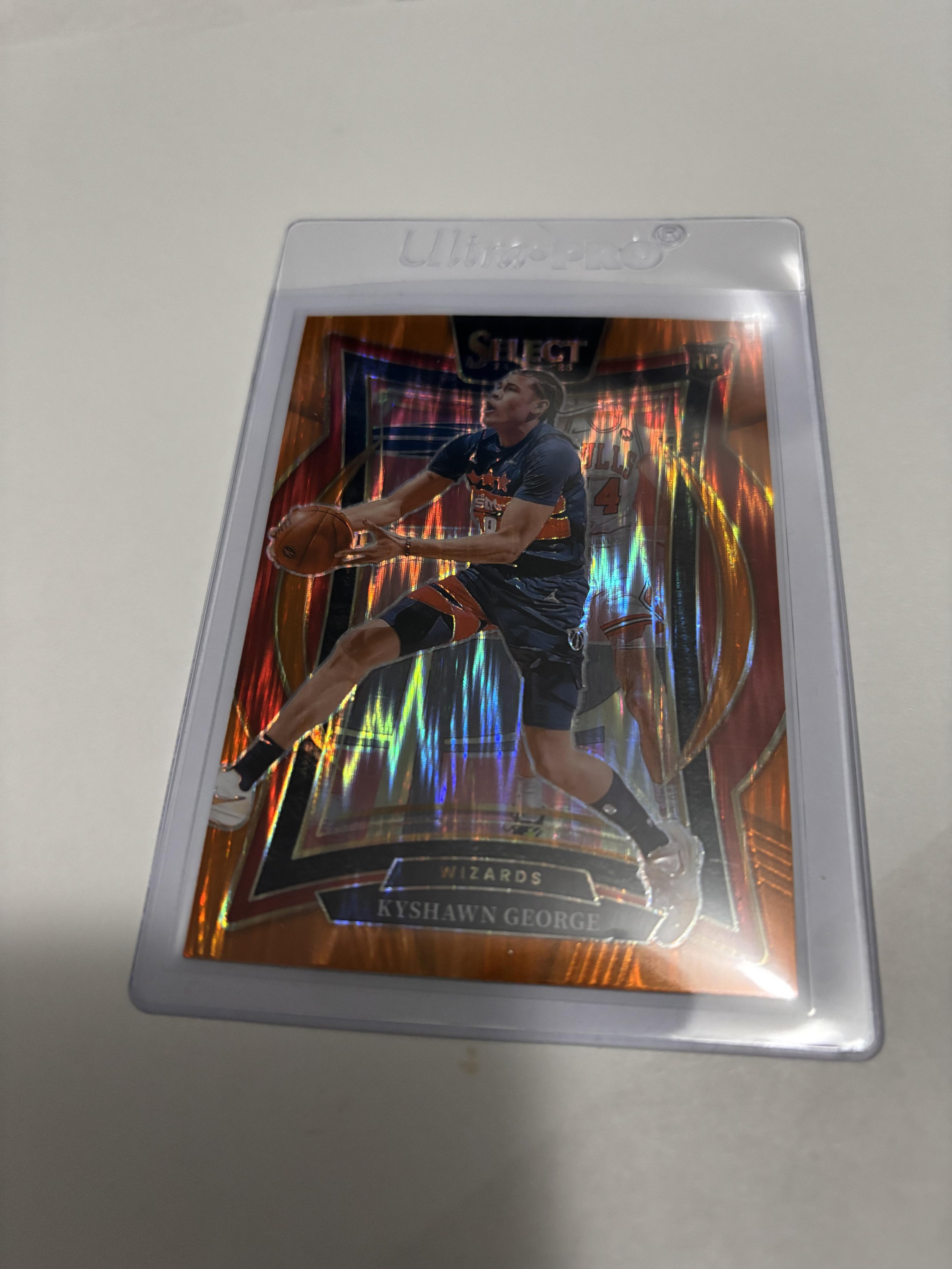 2024-25 Panini Select Kyshawn George Orange Flash Prizm RC #85 Concourse