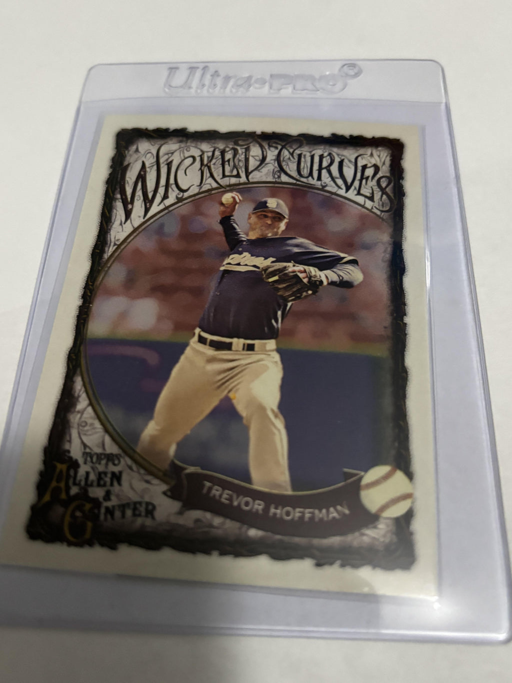 2025 Topps Allen & Ginter Trevor Hoffman Wicked Curves Insert #WC-27 Padres