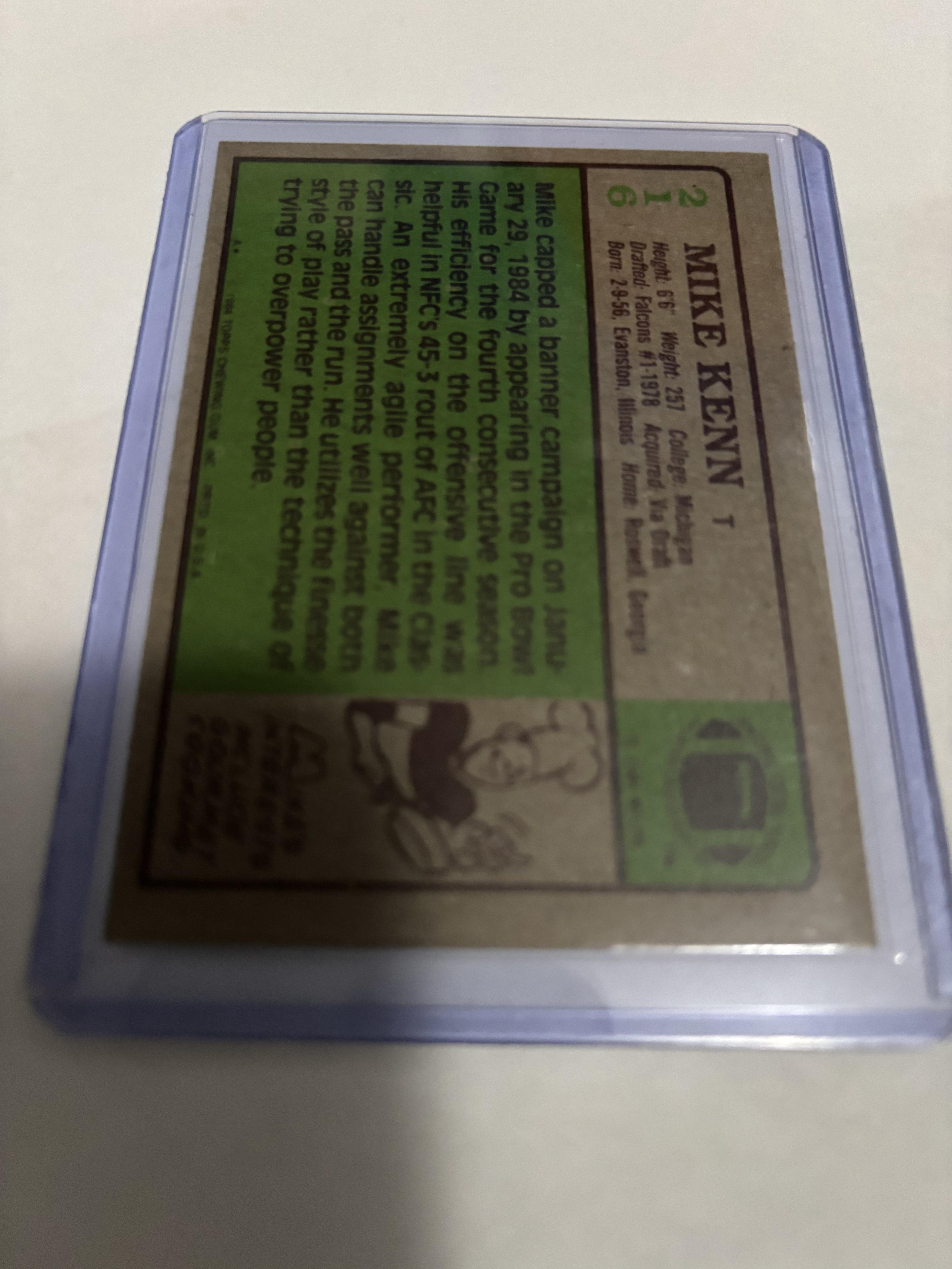 1984 Topps Mike Kenn #216 Atlanta Falcons Vintage Football Card