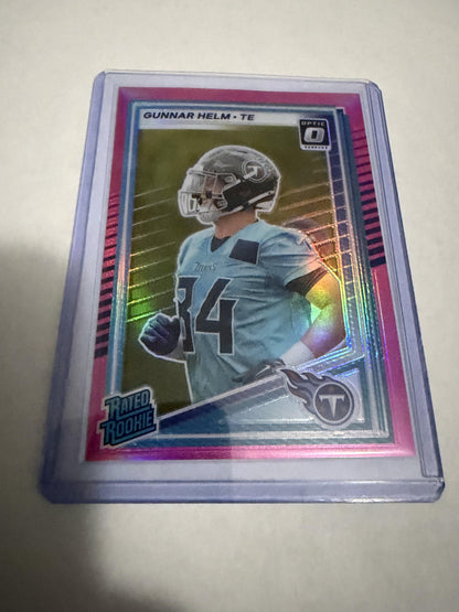 2025 Donruss Optic Gunnar Helm #371 Rated Rookie Pink Prizm Titans RC