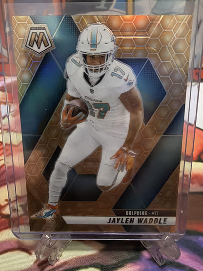 2025 Panini Mosaic Jaylen Waddle Honeycomb Prizm Case Hit SSP #17 Dolphins