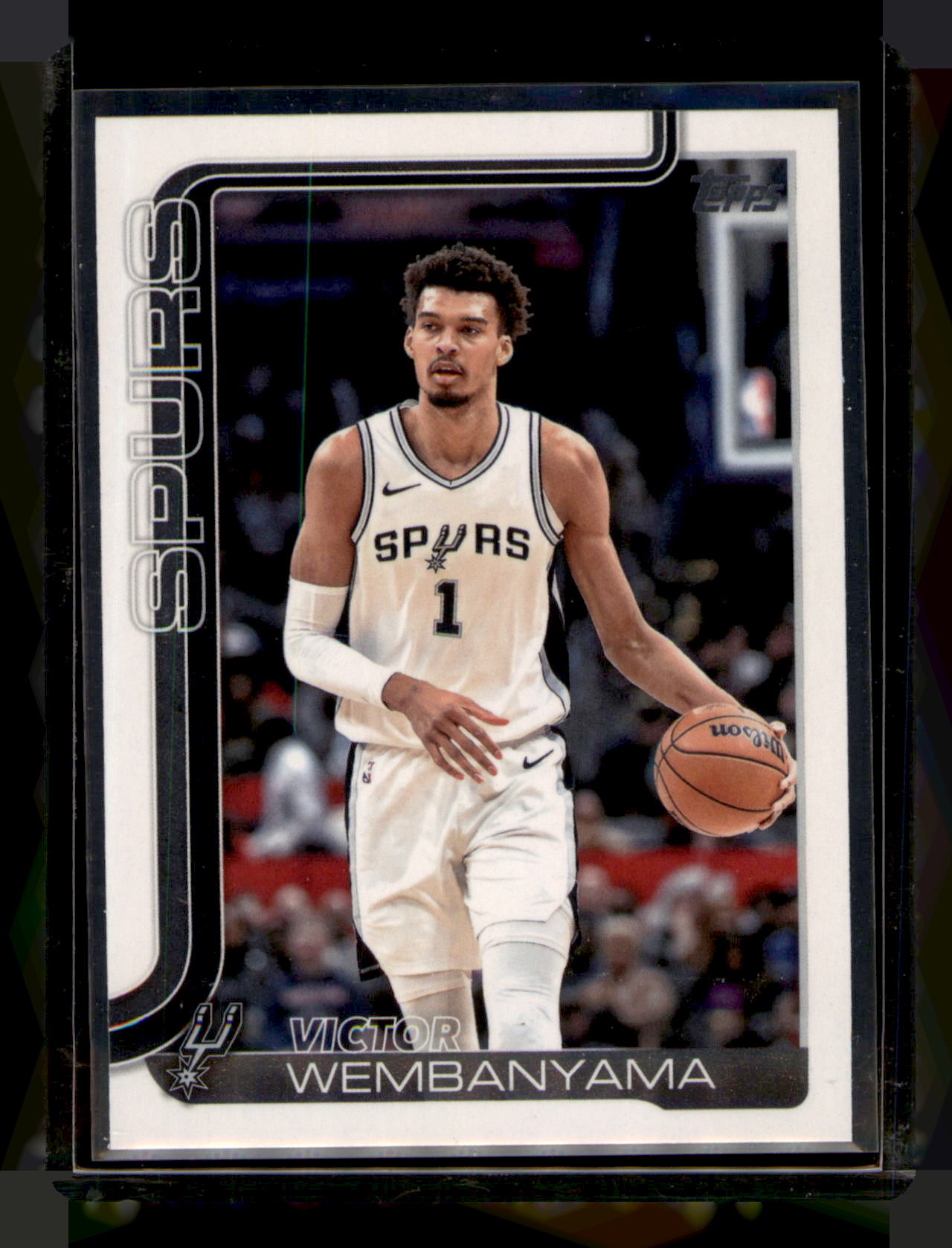 2025 Topps Basketball Victor Wembanyama #195 San Antonio Spurs