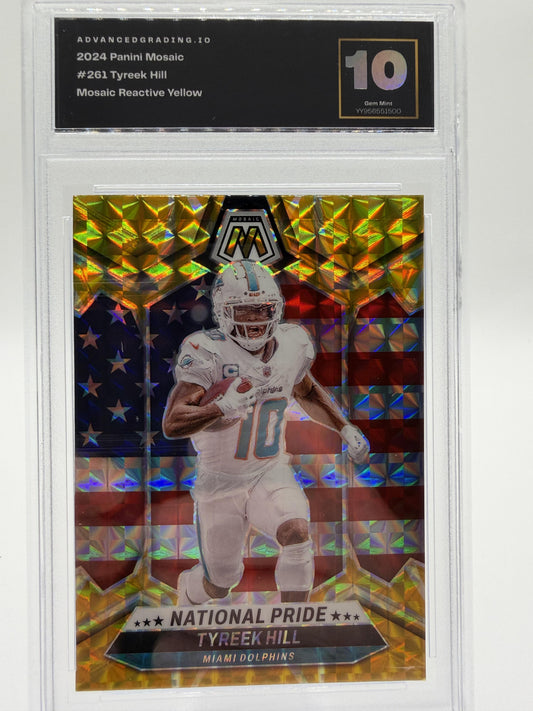 2024 Panini Mosaic Tyreek Hill Reactive Yellow #261 National Pride AG 10 Card