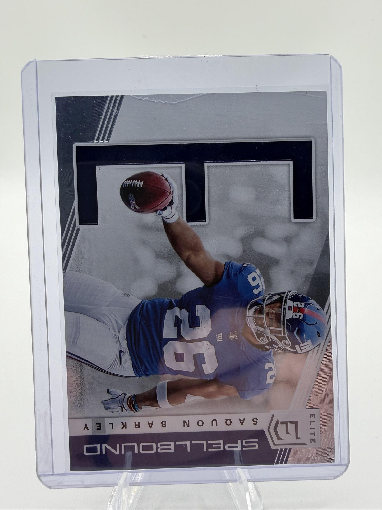 2019 Panini Elite Spellbound Saquon Barkley "E" Blue Parallel /299 Giants Card