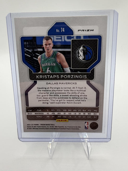 2021-22 Panini Prizm Kristaps Porzingis Blue Wave Prizm Card #74 Tmall Asia