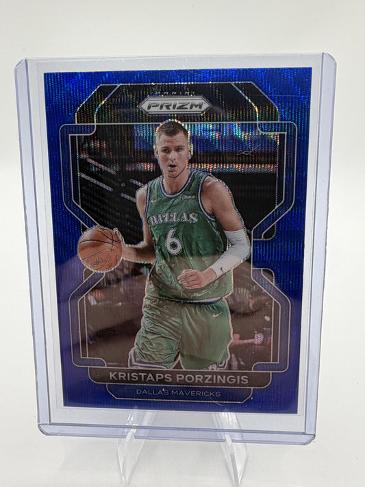2021-22 Panini Prizm Kristaps Porzingis Blue Wave Prizm Card #74 Tmall Asia