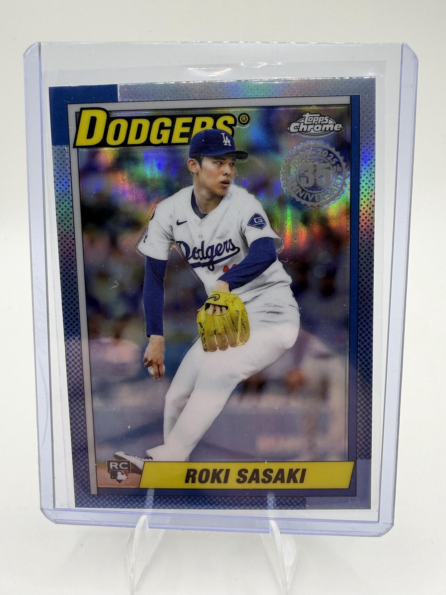 2025 Topps Chrome Roki Sasaki Rookie Card 1990 35th Anniv  Refractor