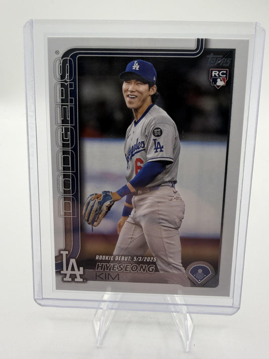 2025 Topps Update Hyeseong Kim RC #US312 Rookie Debut Dodgers Baseball Card