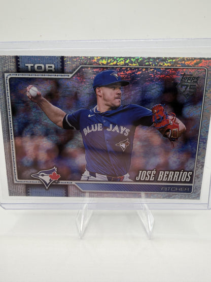 2026 Topps Series 1 Jose Berrios Card #272 Sandglitter Parallel Blue Jays