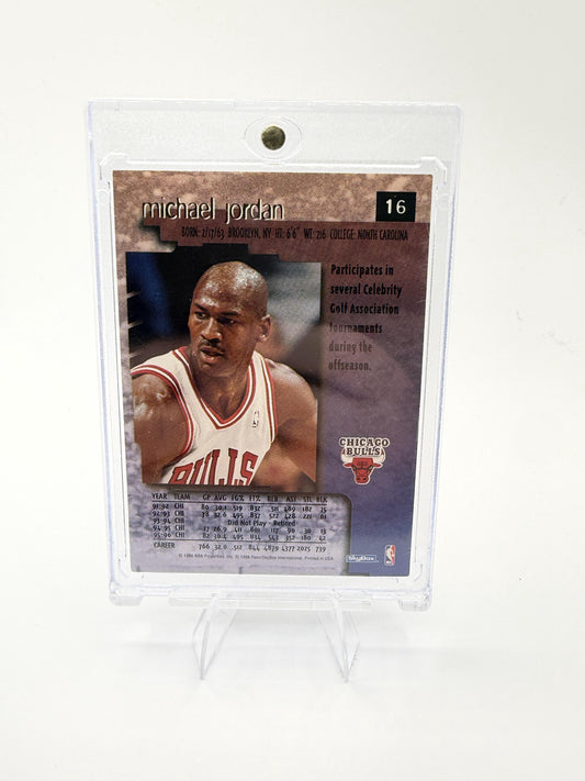 1996-97 SkyBox Premium Michael Jordan Card Chicago Bulls #16