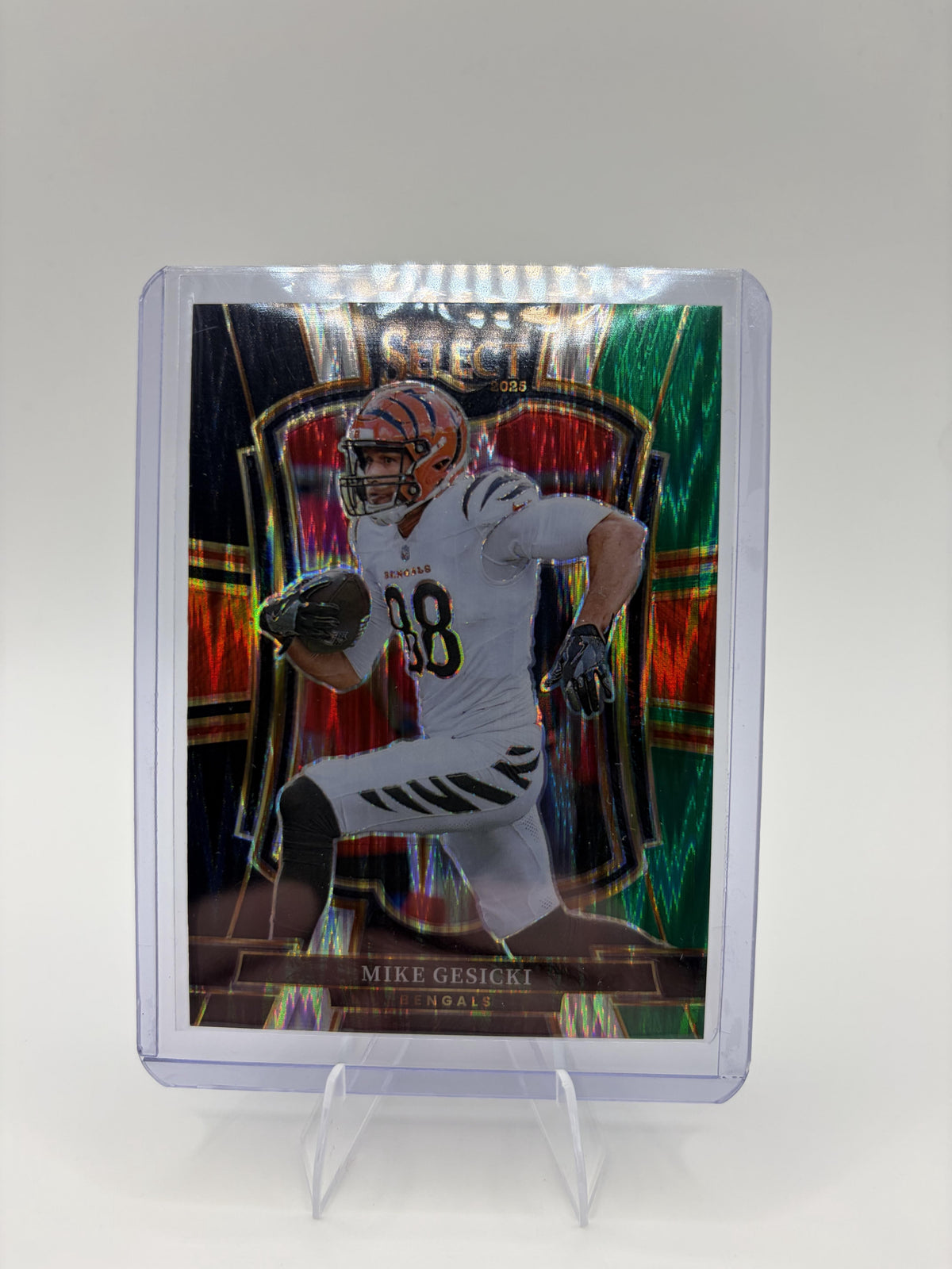 2025 Panini Select Mike Gesicki Card Black & Green Prizm Shock  Bengals