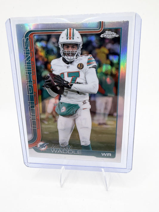 2025 Topps Chrome #186 Jaylen Waddle Refractor