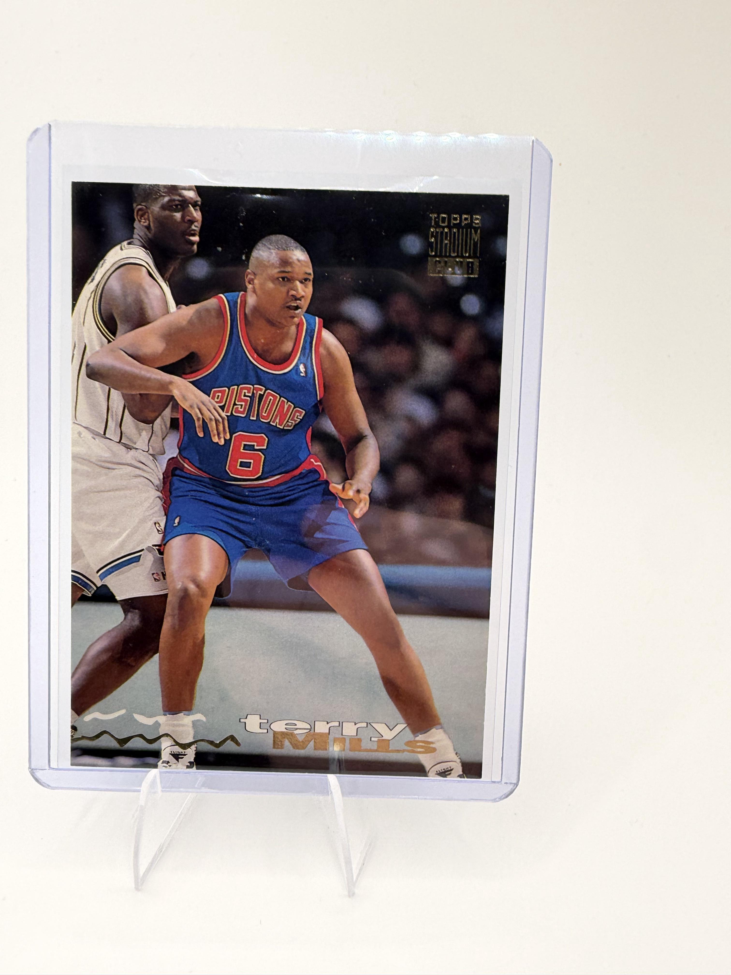 1993-94 Stadium Club Terry Mills Card Detroit Pistons #232
