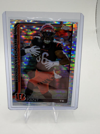 2025 Topps Chrome - Pulsar Refractor Noah Fant Card Cincinnati Bengals #274