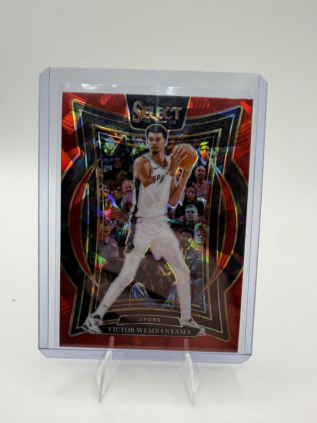 2024-25 Panini Select Victor Wembanyama Card Red Cracked Ice Prizm  Spurs #9