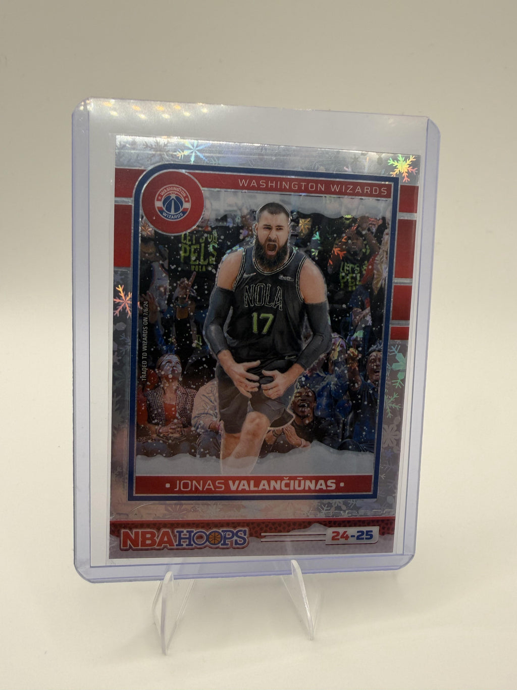 2024-25 NBA Hoops Jonas Valanciunas Winter Holo Prizm #229 Wizards