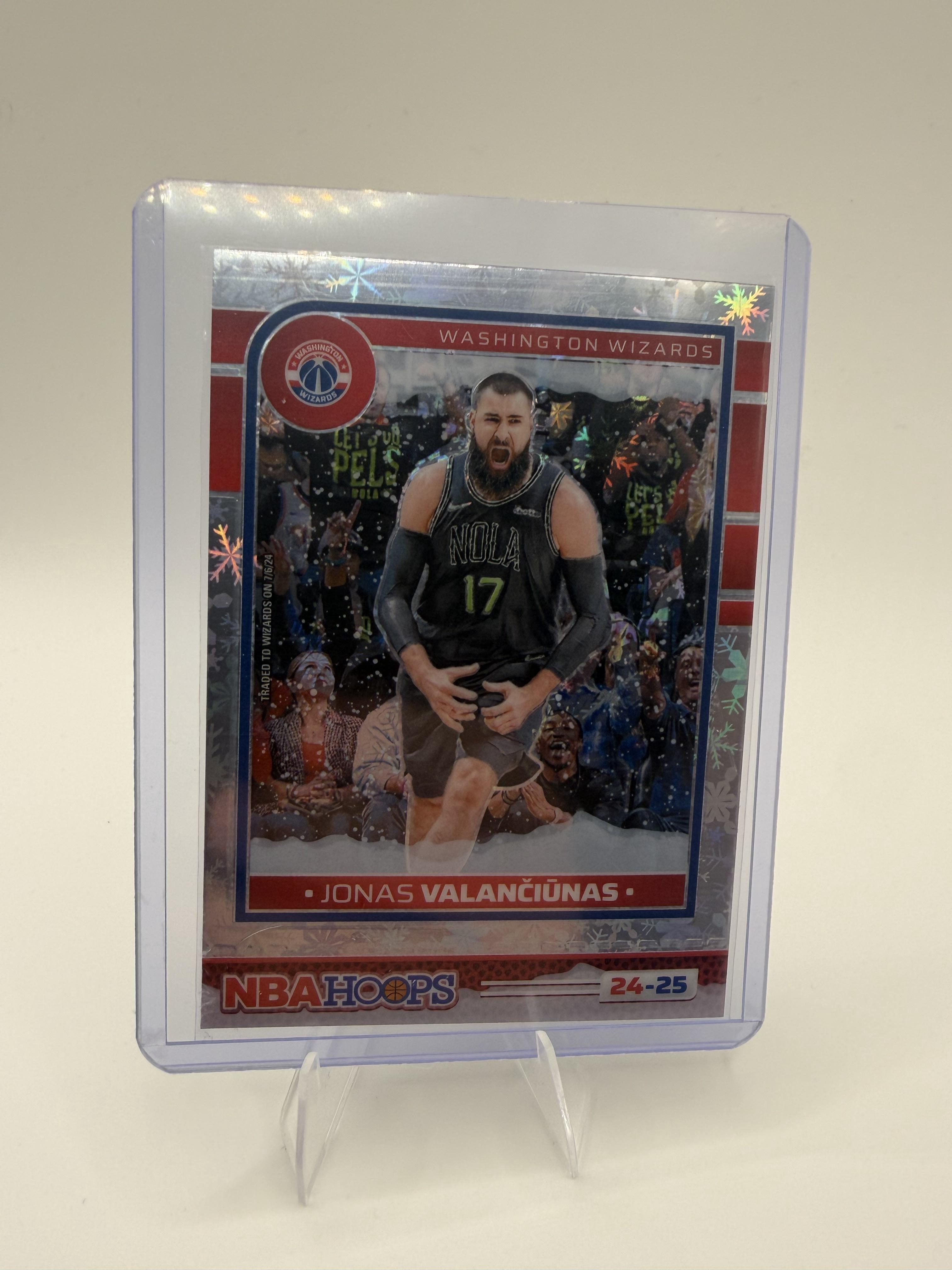 2024-25 NBA Hoops Jonas Valanciunas Winter Holo Prizm #229 Wizards