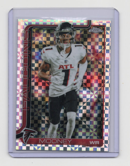 2025 Topps Chrome Darnell Mooney Card X-Fractor Atlanta Falcons #11
