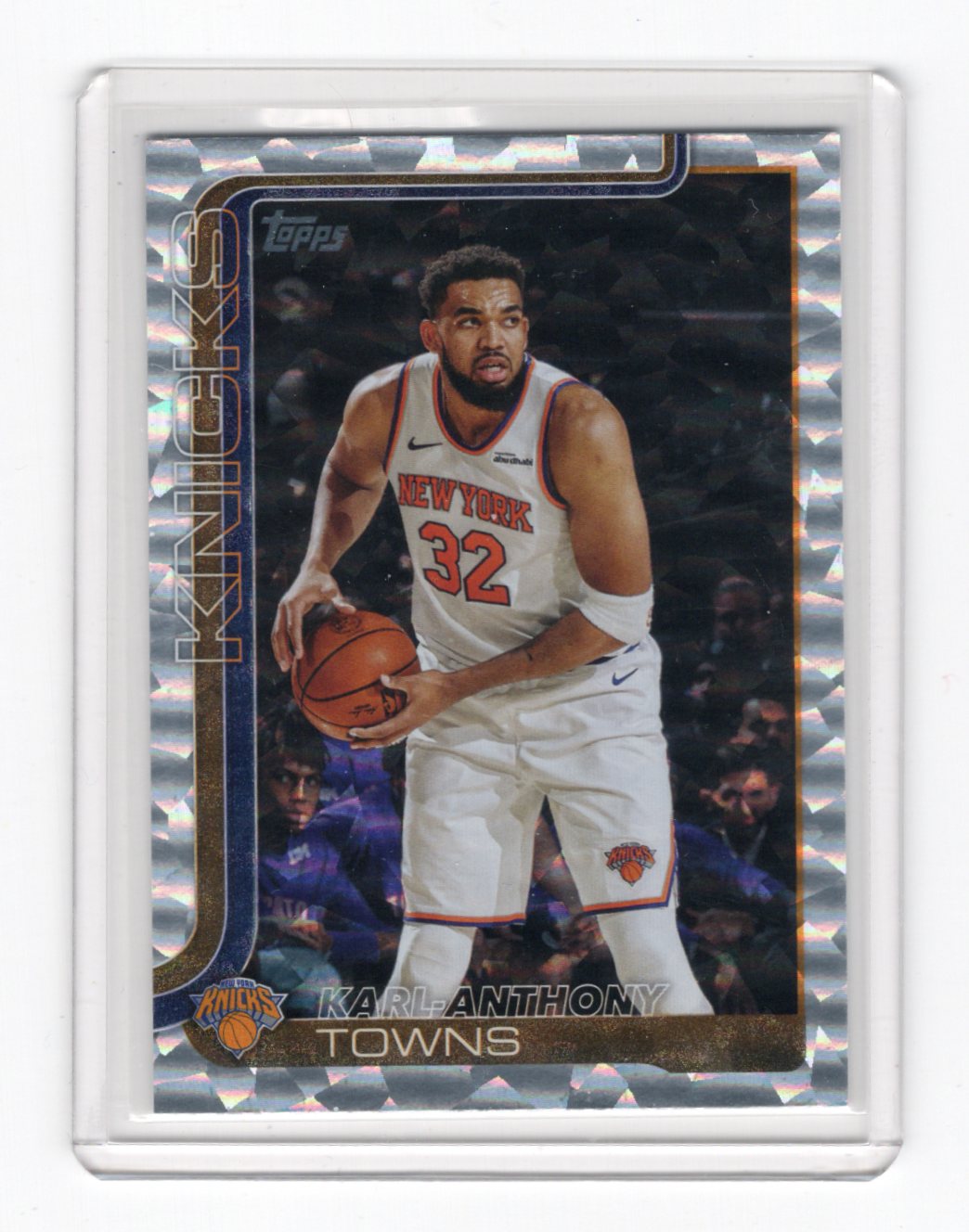 2025-26 Topps Karl-Anthony Towns Card Diamante New York Knicks
