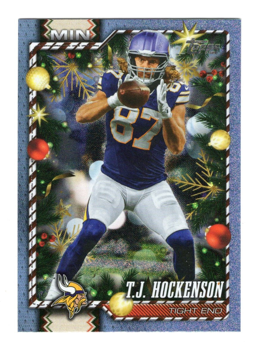 2026 Topps Holiday Football T.J. Hockenson Light Blue White Glitter #147 Vikings